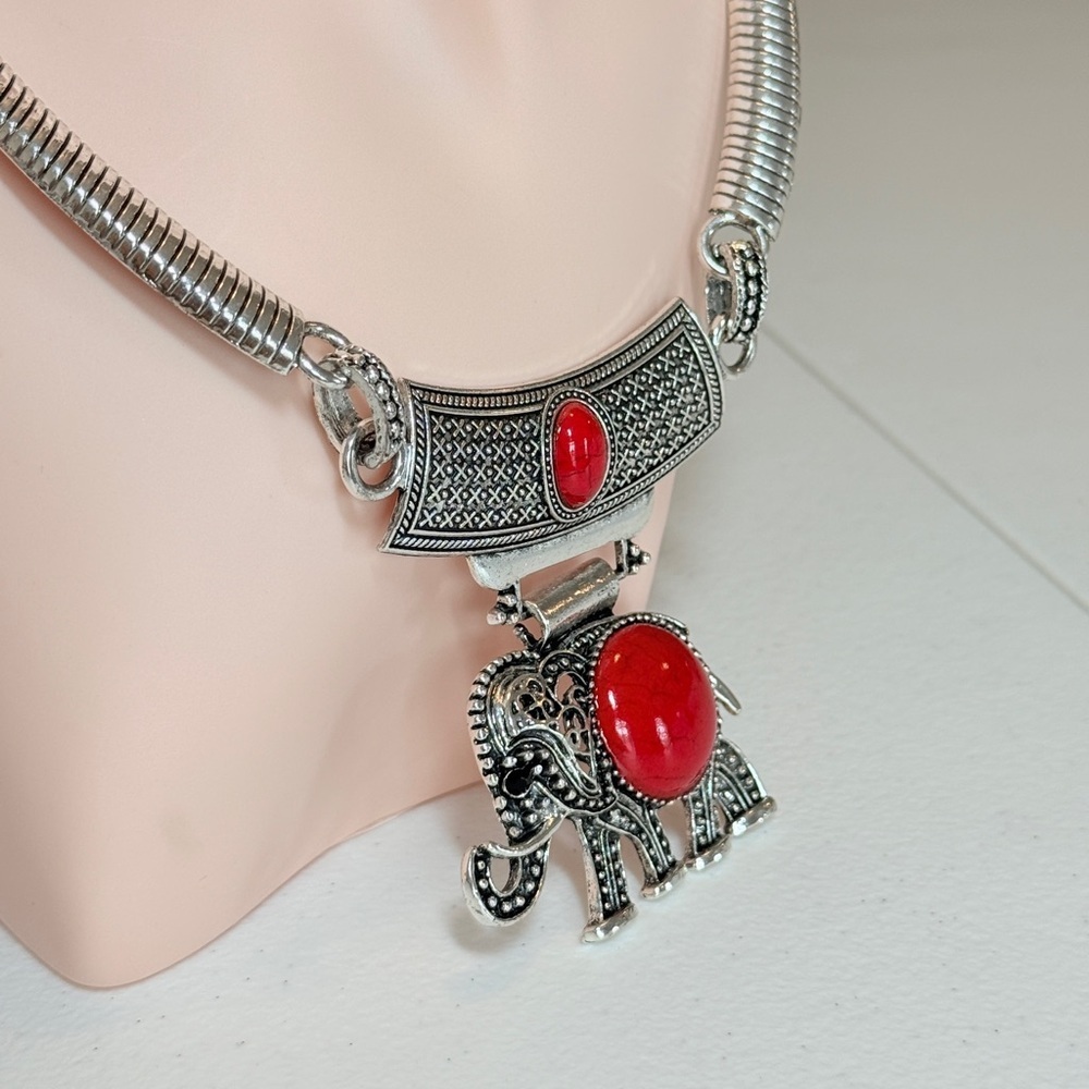 ⚜️ Silver and Red Elephant Jewelry Set - Picture 9 of 11